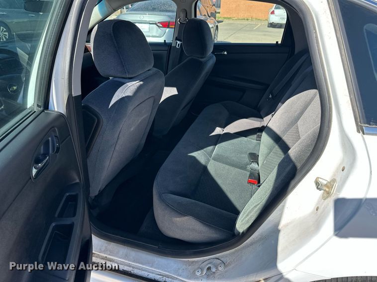 image for item ER8993 2011 Chevrolet Impala LT 