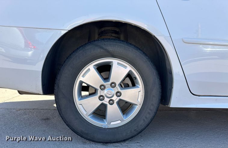 image for item ER8993 2011 Chevrolet Impala LT 