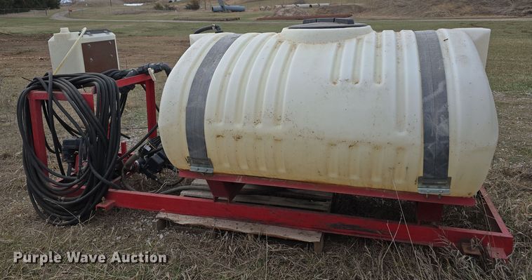 image for item LX9011 Turf sprayer