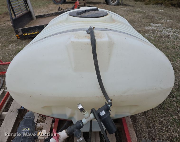 image for item LX9011 Turf sprayer