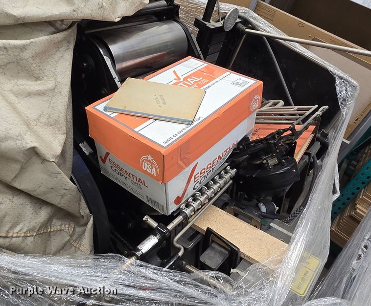 image for item NC9261 Heidelberg  printing press