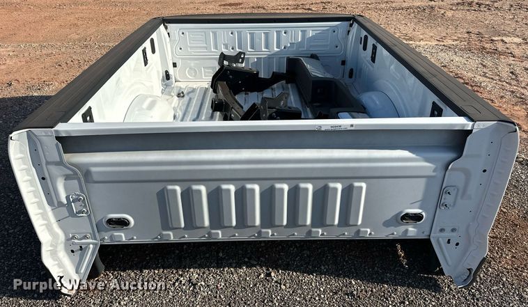 image for item NG9438 Pickup truck bed