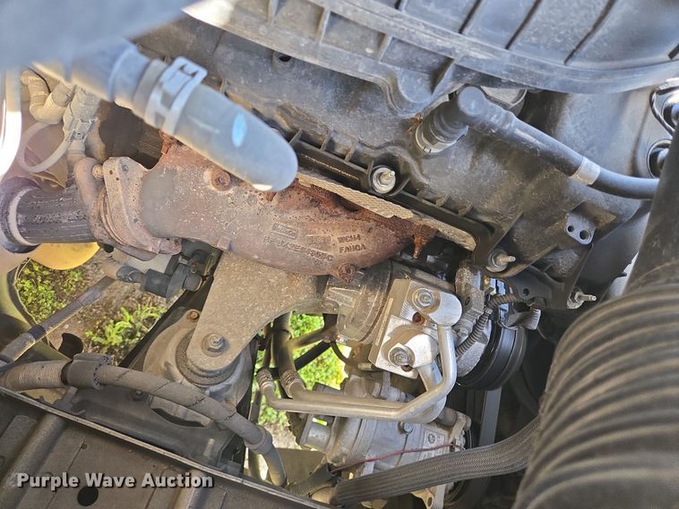 image for item NQ9194 2018 Glaval Ford Transit 350 shuttle bus