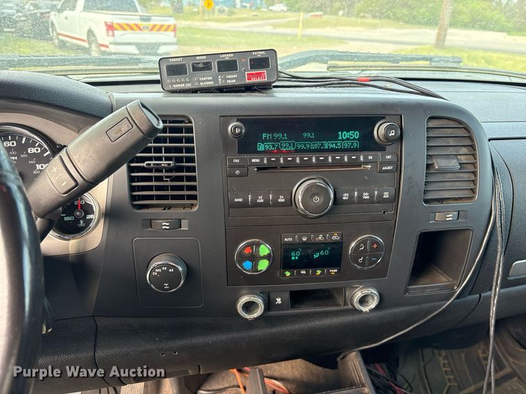 image for item OB9586 2009 Chevrolet Silverado 1500  Crew Cab pickup truck