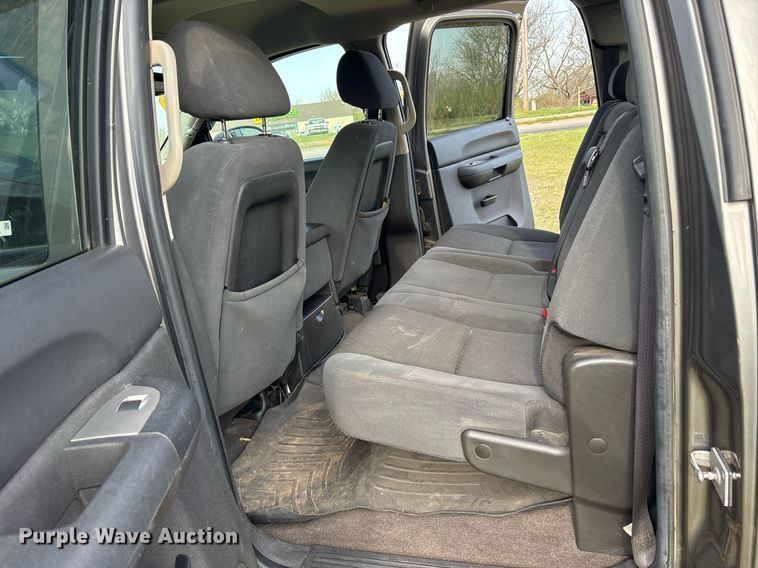 image for item OB9586 2009 Chevrolet Silverado 1500  Crew Cab pickup truck