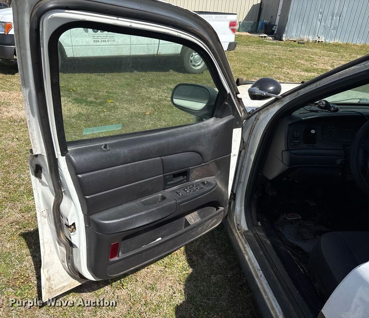 image for item OB9590 2008 Ford Crown Victoria Police Interceptor 