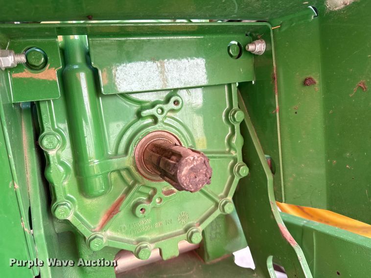 image for item DM5624 2022 John Deere 4052R MFWD tractor