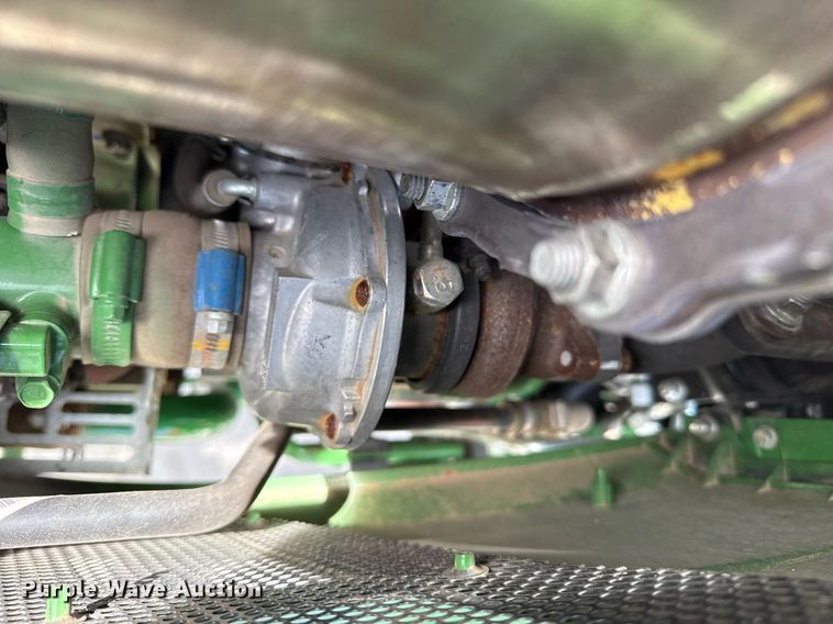 image for item DM5624 2022 John Deere 4052R MFWD tractor