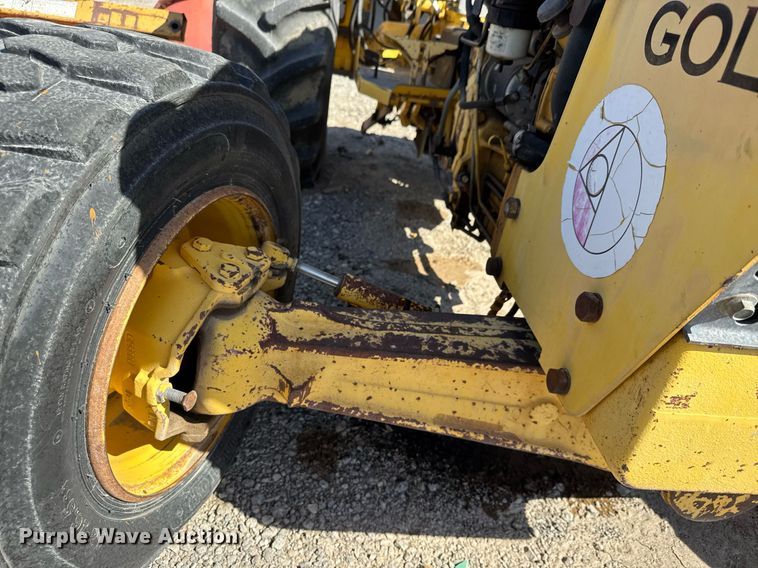 image for item DM5638 New Holland 345D MFWD tractor