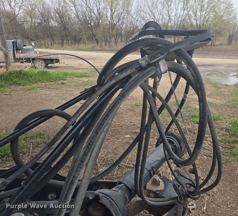 image for item DO7865 2014 New Holland BigBaler 330 large square baler