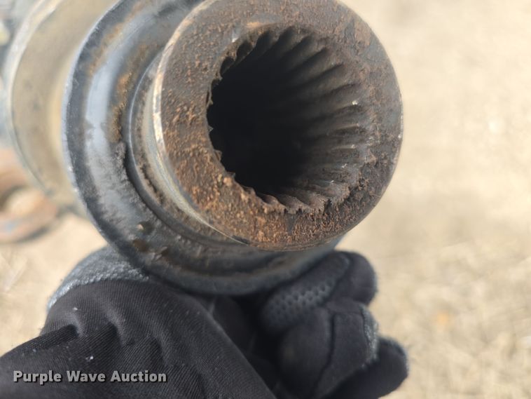 image for item DO7865 2014 New Holland BigBaler 330 large square baler