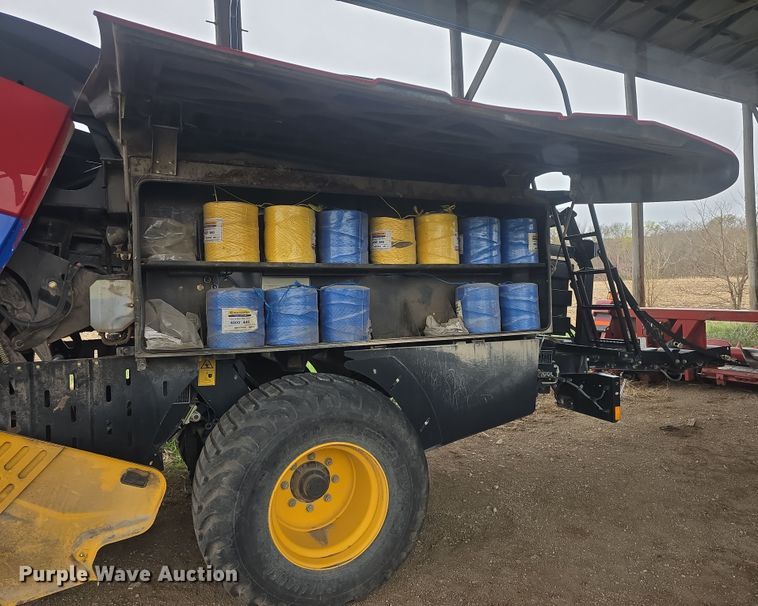 image for item DO7865 2014 New Holland BigBaler 330 large square baler