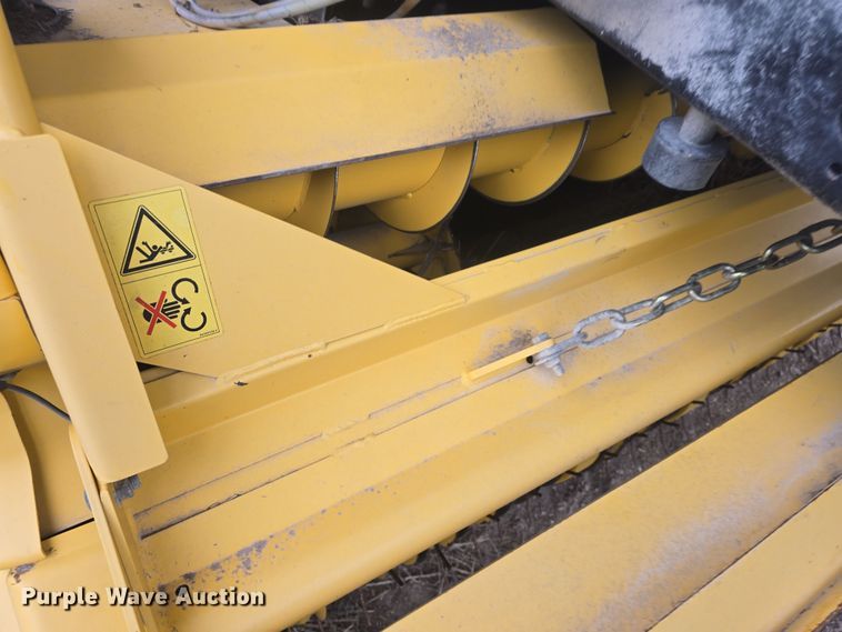 image for item DO7865 2014 New Holland BigBaler 330 large square baler