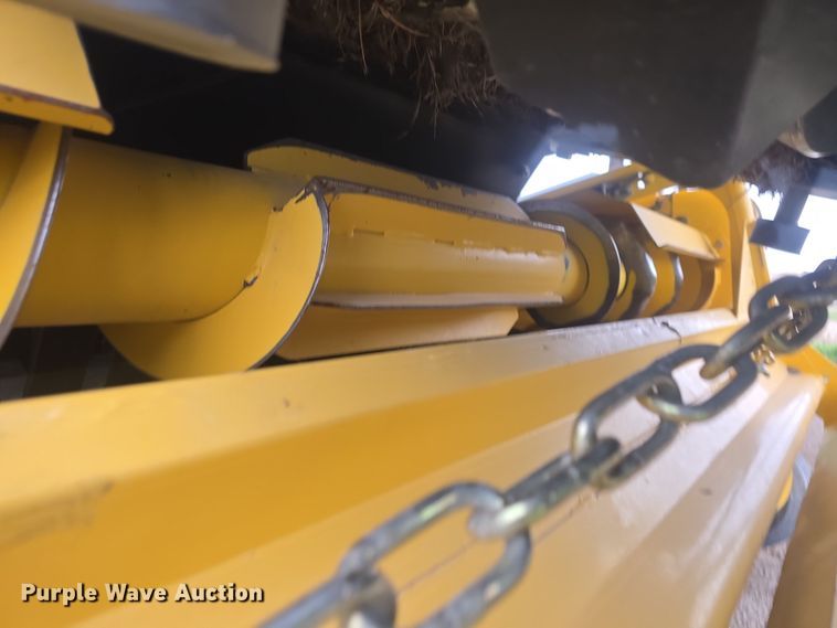 image for item DO7865 2014 New Holland BigBaler 330 large square baler