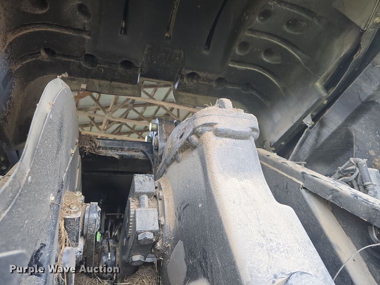 image for item DO7865 2014 New Holland BigBaler 330 large square baler