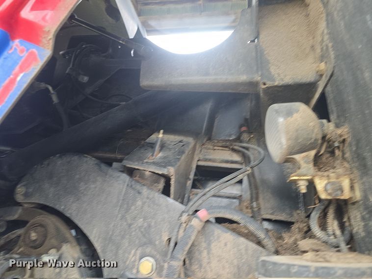 image for item DO7865 2014 New Holland BigBaler 330 large square baler