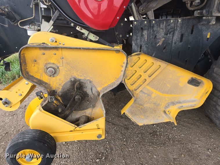 image for item DO7865 2014 New Holland BigBaler 330 large square baler