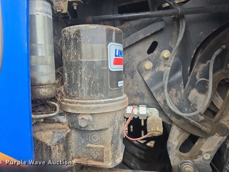 image for item DO7865 2014 New Holland BigBaler 330 large square baler