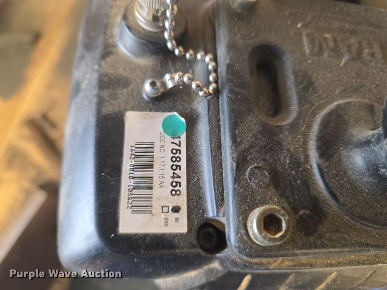 image for item DO7865 2014 New Holland BigBaler 330 large square baler