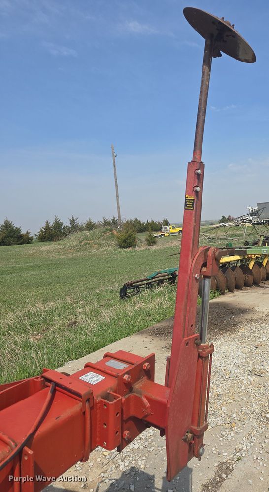 image for item DO7889 International 800 Cyclo Air air seeder