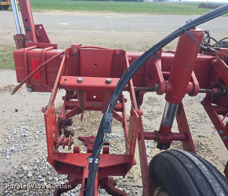 image for item DO7889 International 800 Cyclo Air air seeder