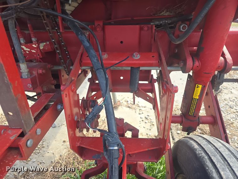 image for item DO7889 International 800 Cyclo Air air seeder