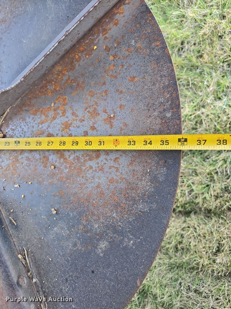 image for item DT6752 1989 John Deere 9600 RWA combine