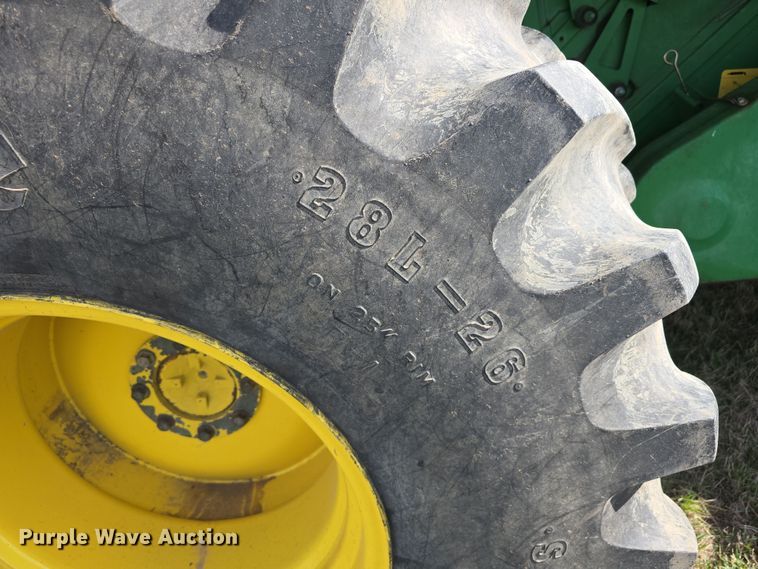 image for item DT6752 1989 John Deere 9600 RWA combine