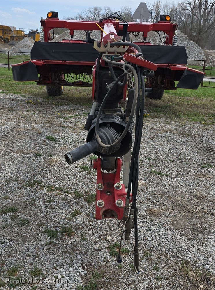 image for item DT6774 2021 New Holland Discbine 310FDB swather / windrower