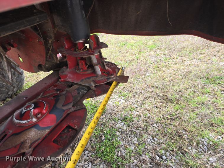 image for item DT6774 2021 New Holland Discbine 310FDB swather / windrower