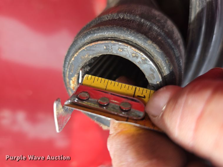 image for item DT6774 2021 New Holland Discbine 310FDB swather / windrower