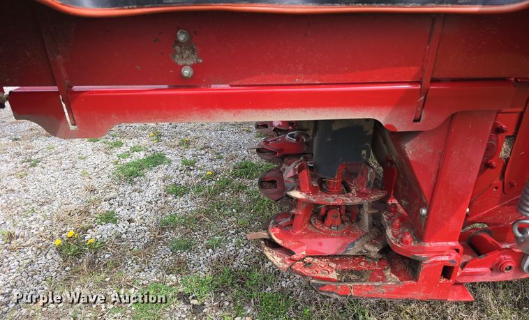 image for item DT6774 2021 New Holland Discbine 310FDB swather / windrower