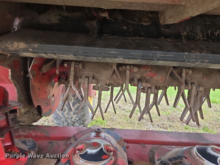 image for item DT6774 2021 New Holland Discbine 310FDB swather / windrower