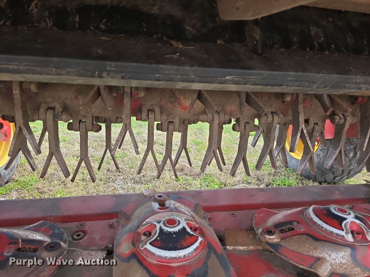 image for item DT6774 2021 New Holland Discbine 310FDB swather / windrower