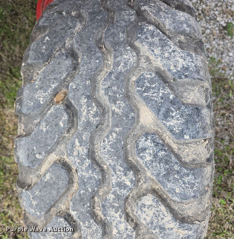 image for item DT6774 2021 New Holland Discbine 310FDB swather / windrower