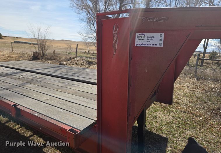 image for item DT7082 1991 equipment trailer