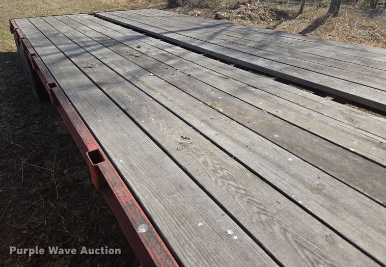 image for item DT7082 1991 equipment trailer