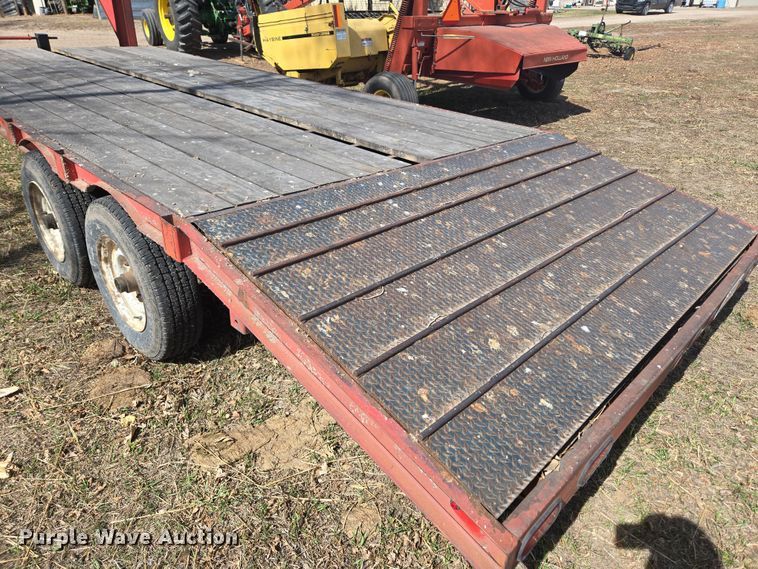 image for item DT7082 1991 equipment trailer