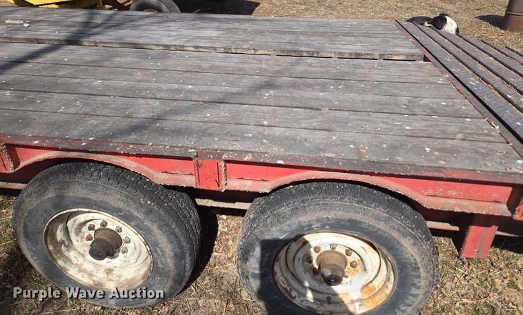 image for item DT7082 1991 equipment trailer