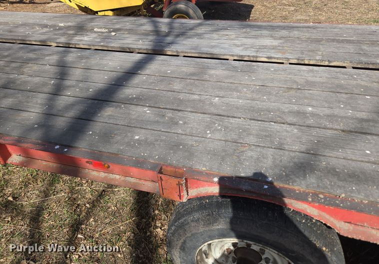 image for item DT7082 1991 equipment trailer