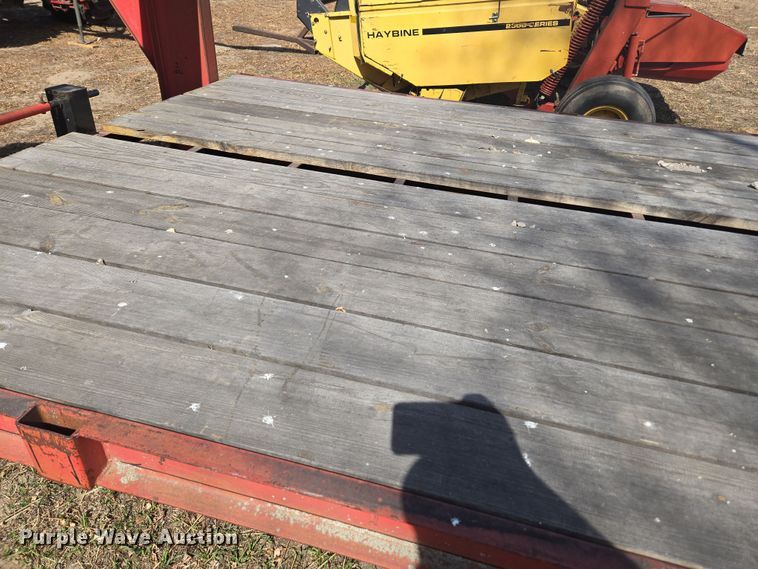 image for item DT7082 1991 equipment trailer