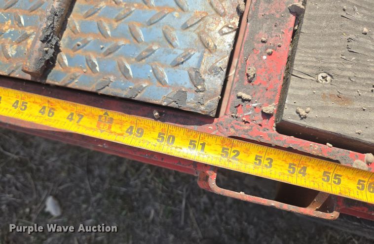 image for item DT7082 1991 equipment trailer