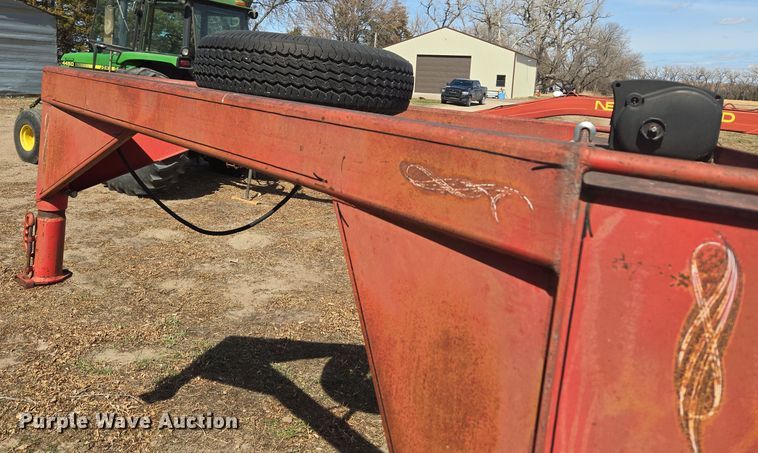 image for item DT7082 1991 equipment trailer