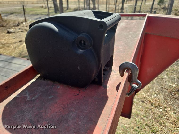 image for item DT7082 1991 equipment trailer