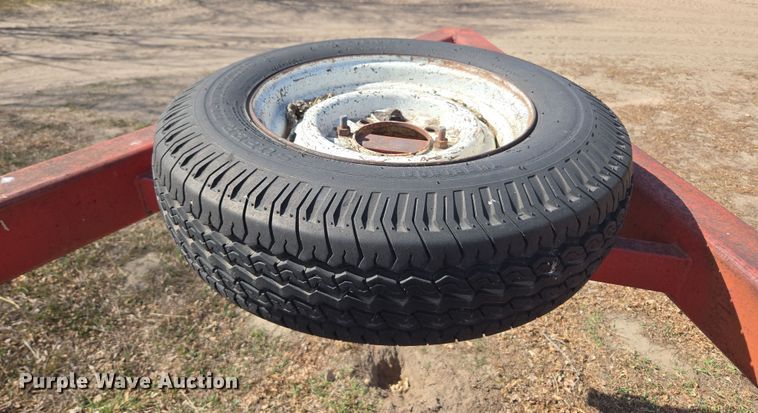 image for item DT7082 1991 equipment trailer