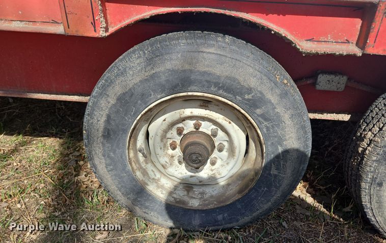 image for item DT7082 1991 equipment trailer