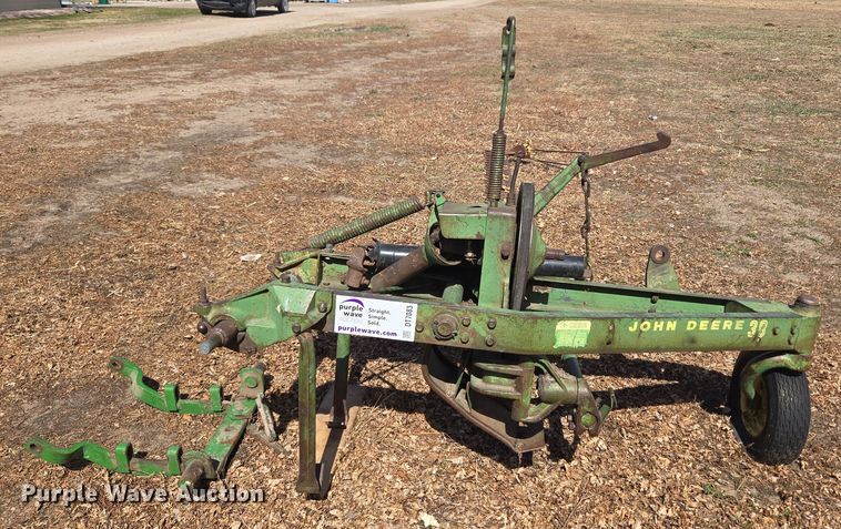 image for item DT7083 John Deere sickle mower