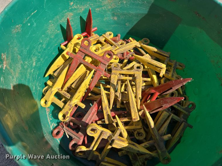 image for item DT7083 John Deere sickle mower