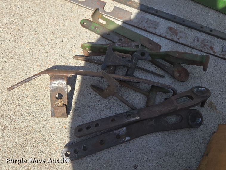 image for item DT7083 John Deere sickle mower