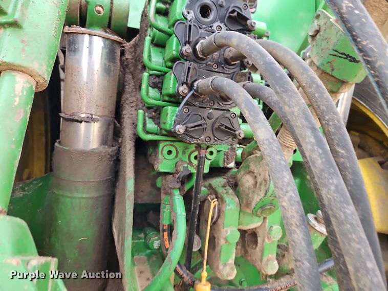 image for item DT7669 2006 John Deere 8430 MFWD tractor